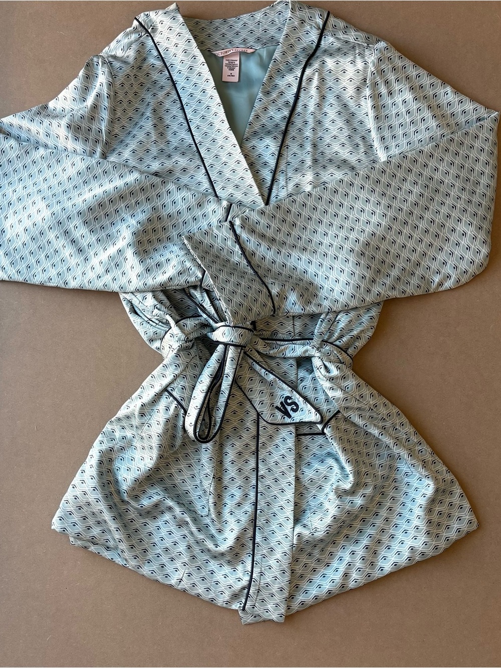 Victoria’s Secret Blue Patterned Short Robe — Size M